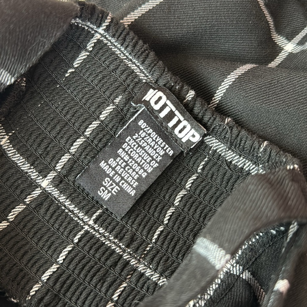 HOT TOPIC Black Checkered Buckle Strap Dress - Picture 6 of 6